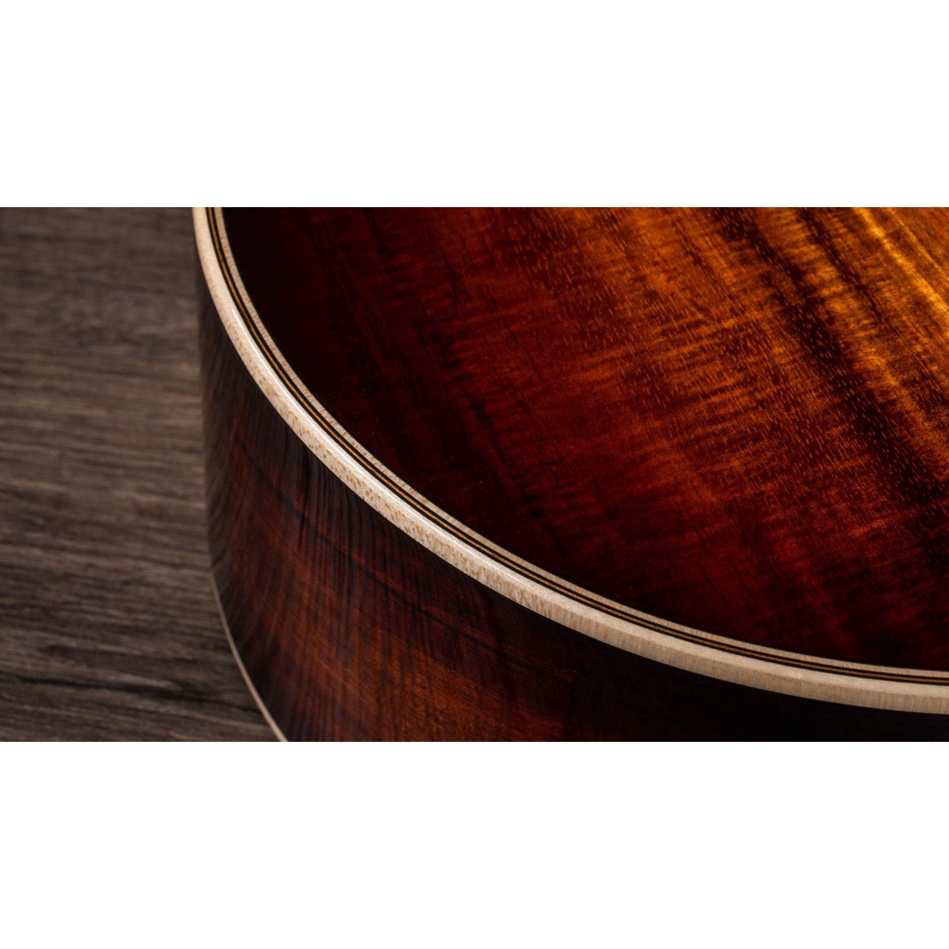 Đàn Guitar Acoustic Taylor GT K21e w/Case-Mai Nguyên Music