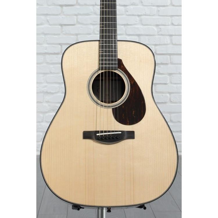 Đàn Guitar Acoustic Yamaha FG9 R-Mai Nguyên Music