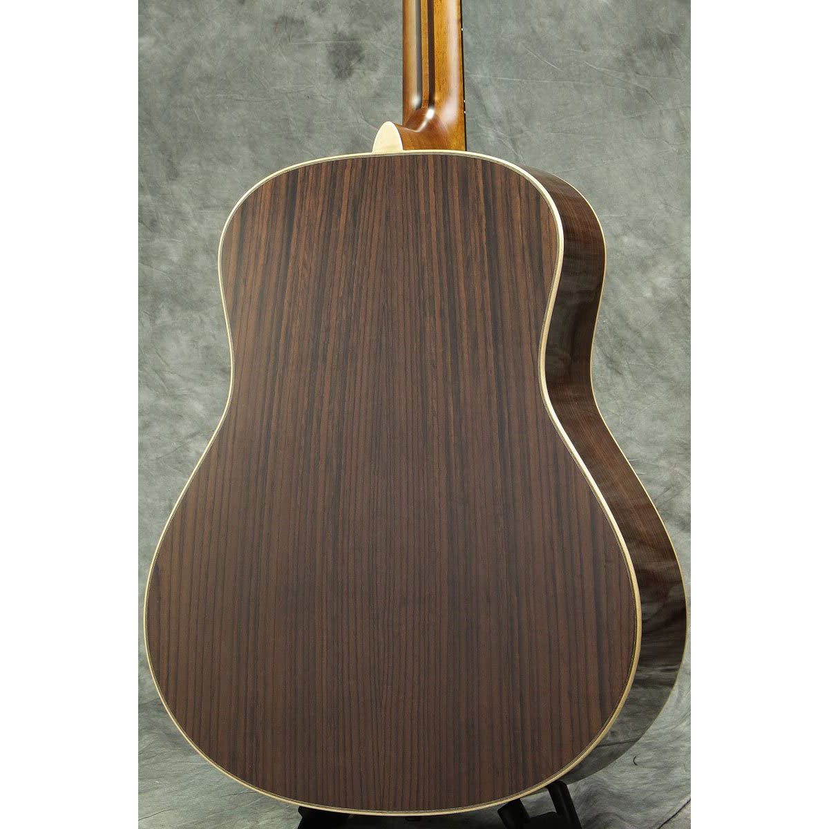 Đàn Guitar Acoustic Yamaha LL26 ARE-Mai Nguyên Music