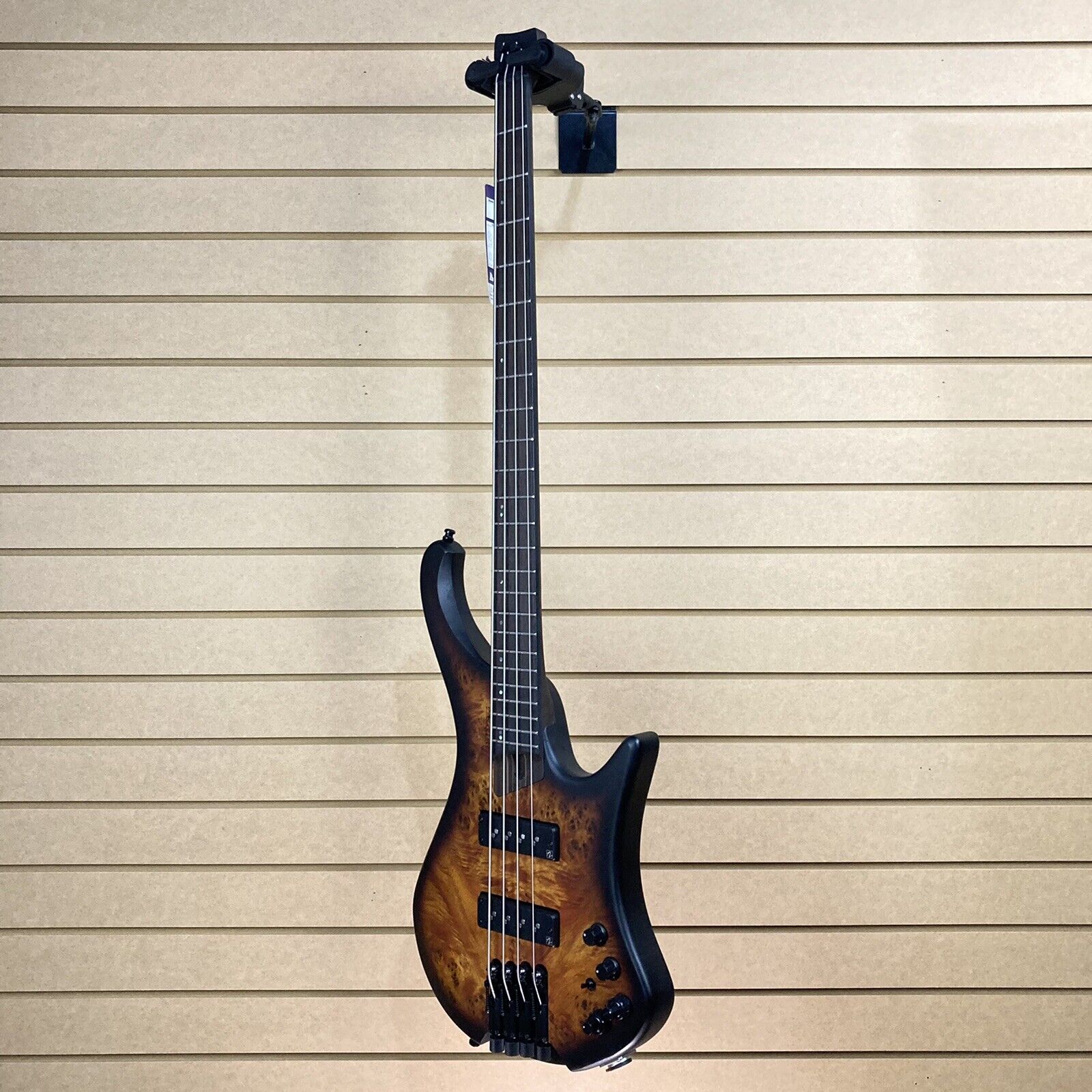 Đàn Guitar Bass 4-dây Ibanez Workshop EHB1500 w/Bag-Mai Nguyên Music