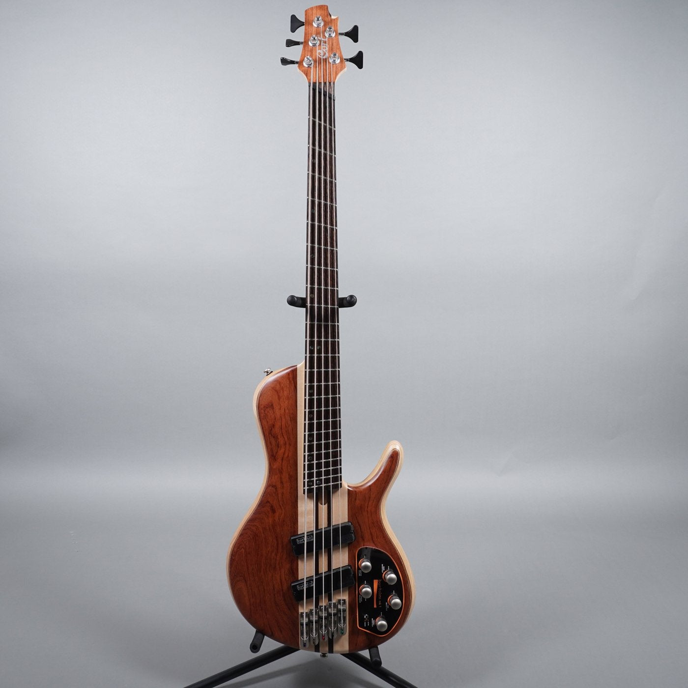 Đàn Guitar Bass 5-dây Cort A5 Beyond w/Case-Mai Nguyên Music