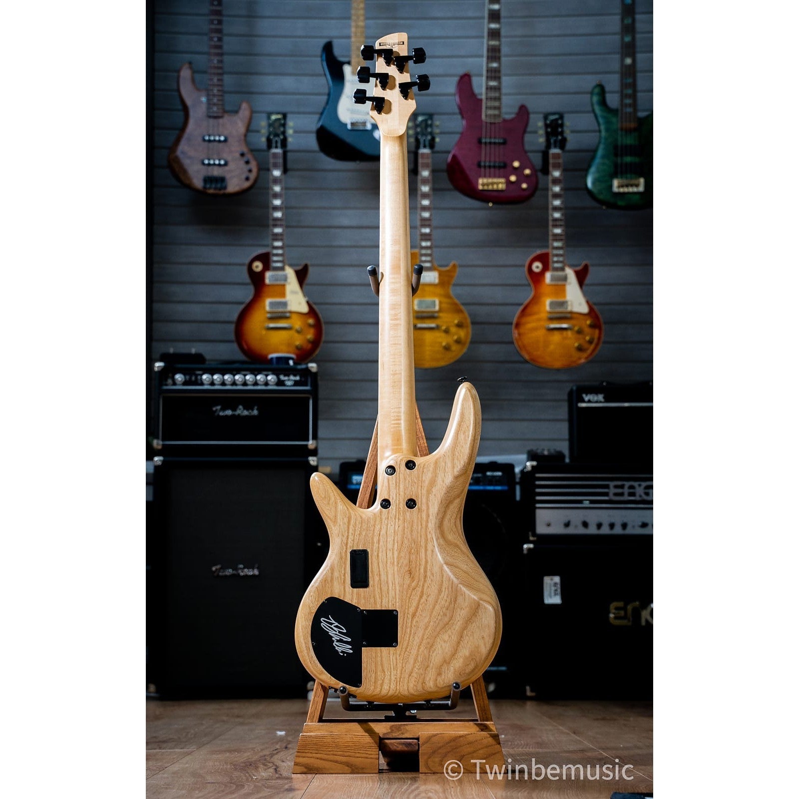 Đàn Guitar Bass 5-dây Fetless Ibanez GWB1005 Gary Willis Signature-Mai Nguyên Music