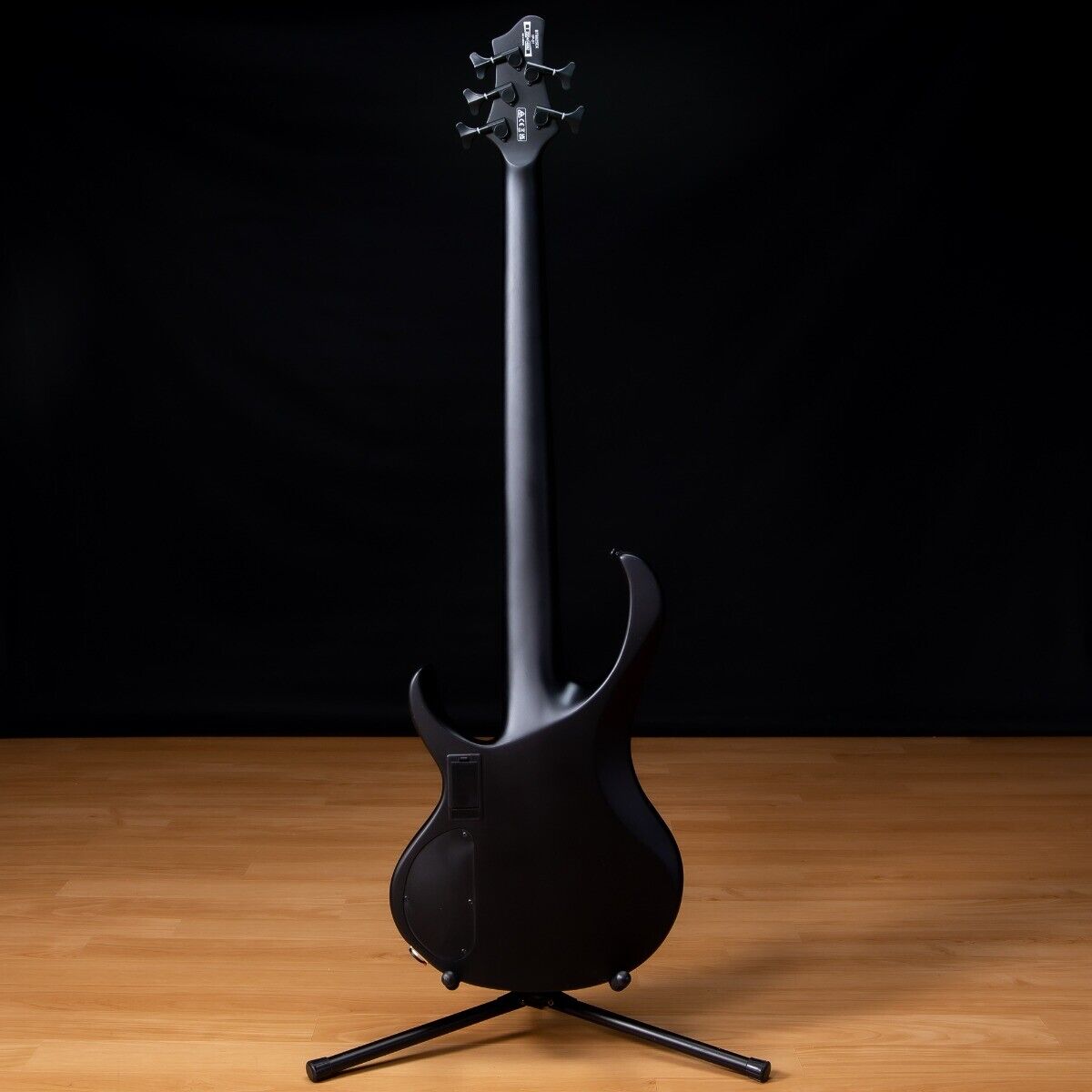 Đàn Guitar Bass 5-dây Ibanez BTB IronLabel BTB625EX, Black Flat-Mai Nguyên Music