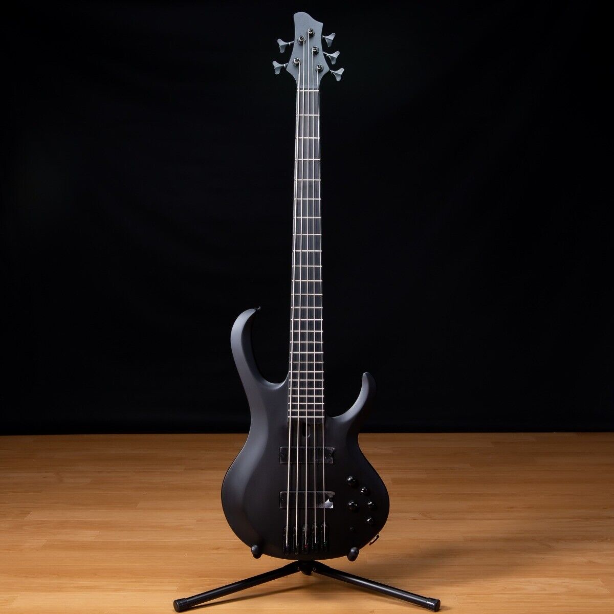 Đàn Guitar Bass 5-dây Ibanez BTB IronLabel BTB625EX, Black Flat-Mai Nguyên Music