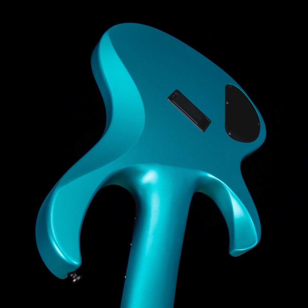 Đàn Guitar Bass 5-dây Ibanez BTB Workshop BTB605MS w/Case, Cerulean Aura Burst Matte-Mai Nguyên Music