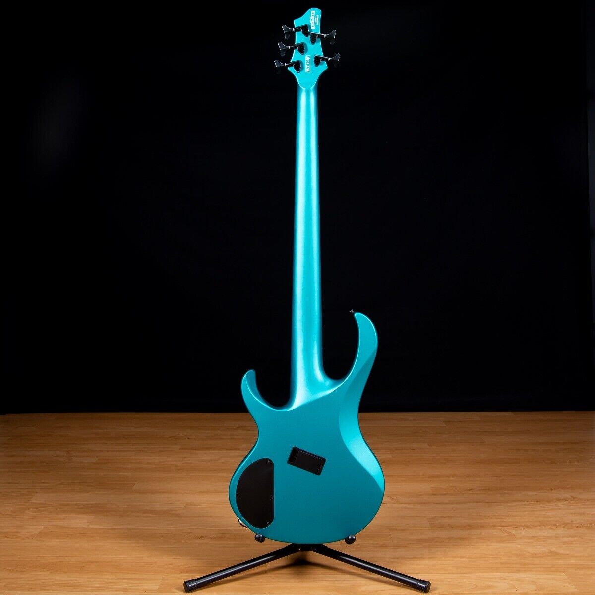 Đàn Guitar Bass 5-dây Ibanez BTB Workshop BTB605MS w/Case, Cerulean Aura Burst Matte-Mai Nguyên Music