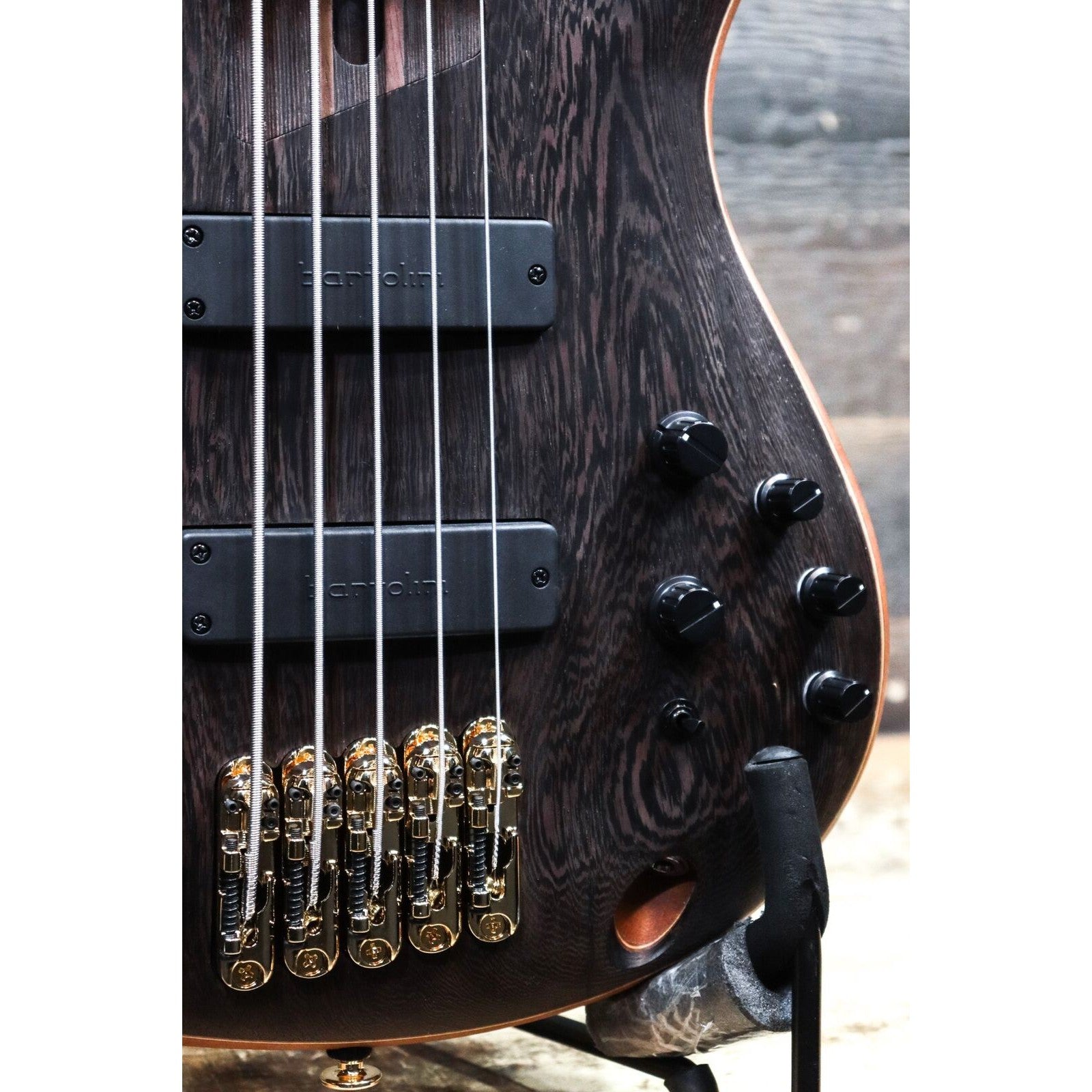 Đàn Guitar Bass 5-dây Ibanez SR Prestige SR5005 w/Case, Oil-Mai Nguyên Music