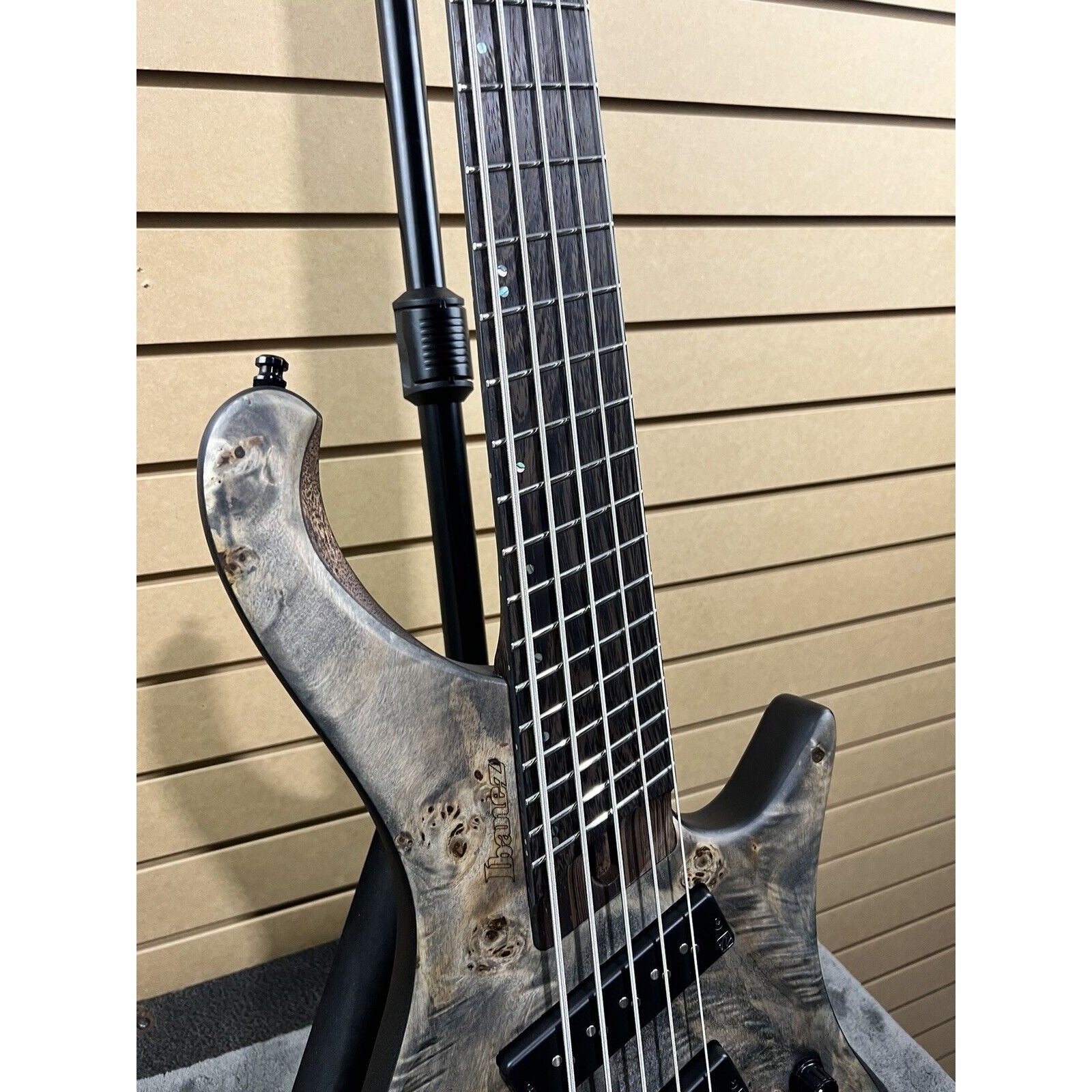 Đàn Guitar Bass 5-dây Ibanez Workshop EHB1505MS w/Bag-Mai Nguyên Music