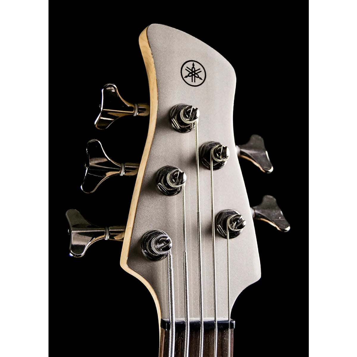 Đàn Guitar Bass 5-dây Yamaha TRBX305, Pewter-Mai Nguyên Music