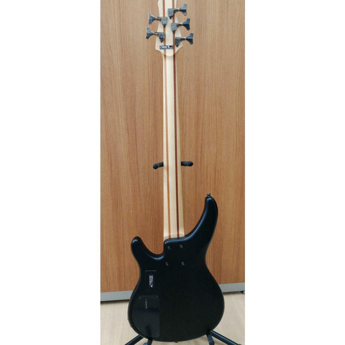 Đàn Guitar Bass 5-dây Yamaha TRBX505, Translucent Black-Mai Nguyên Music