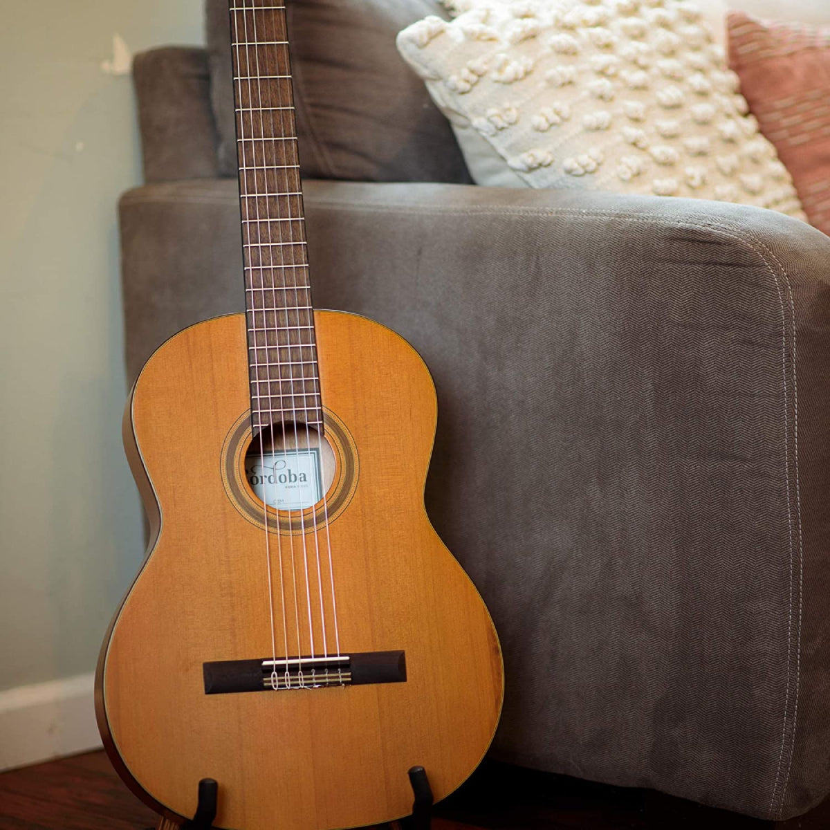 Đàn Guitar Classic Cordoba C3M-Mai Nguyên Music