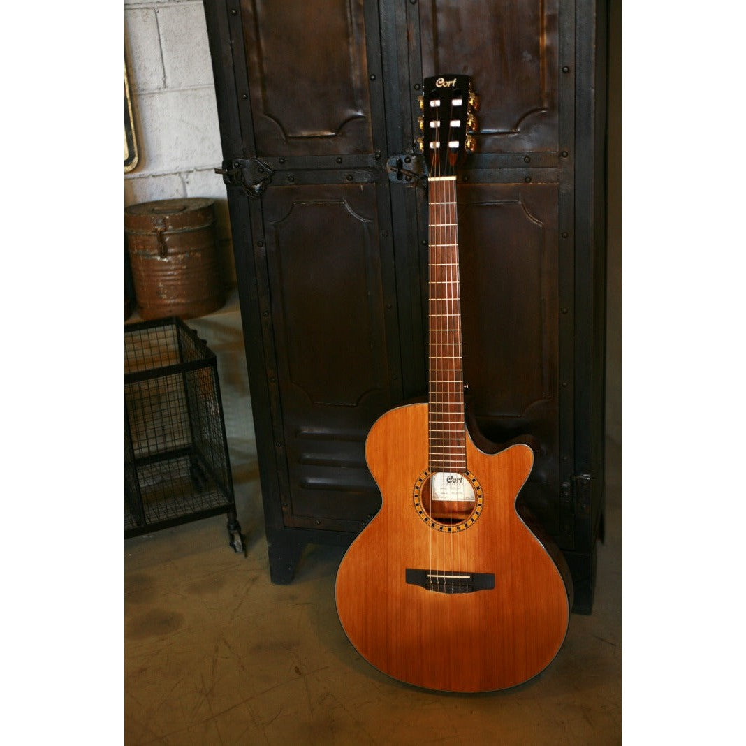 Đàn Guitar Classic Cort CEC5-Mai Nguyên Music