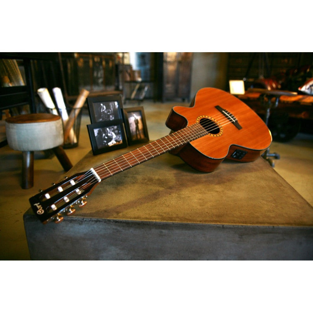 Đàn Guitar Classic Cort CEC5-Mai Nguyên Music