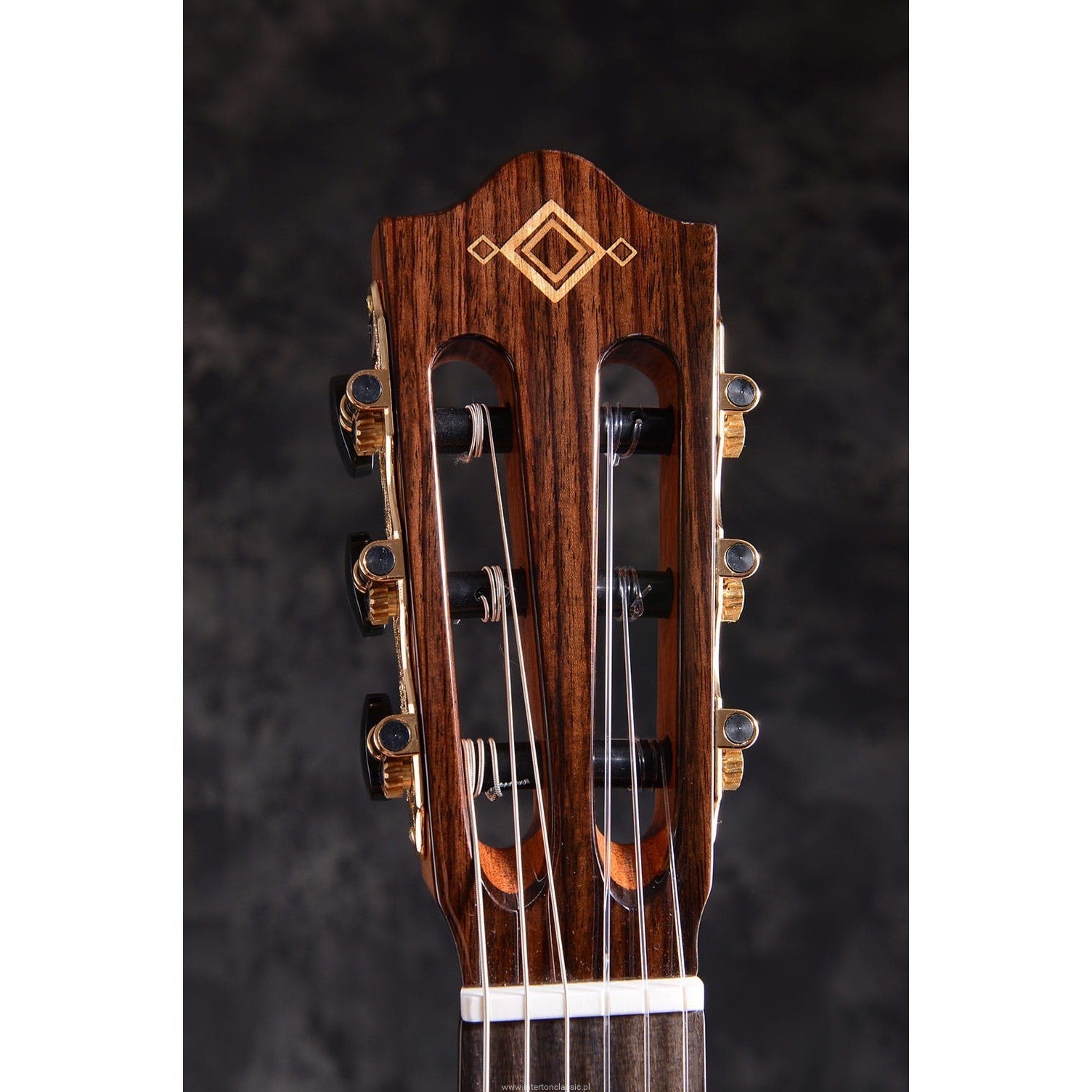 Đàn Guitar Classic Martinez MP-14 Ovangkol Artist-Mai Nguyên Music