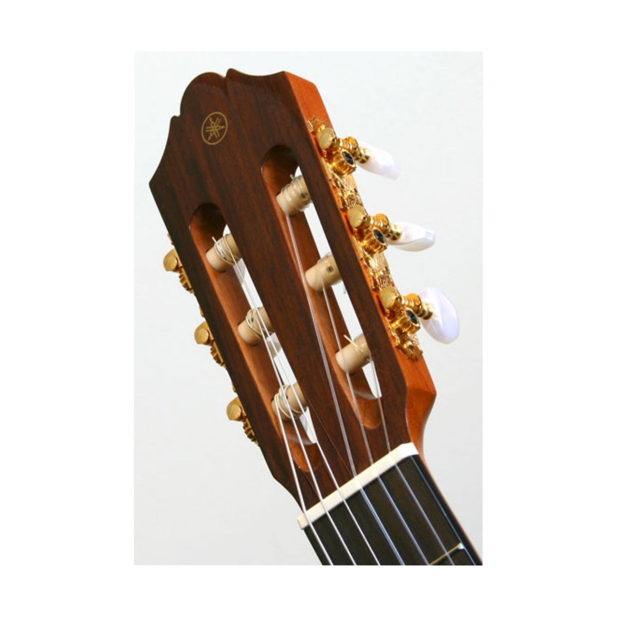 Đàn Guitar Classic Yamaha CG162S-Mai Nguyên Music