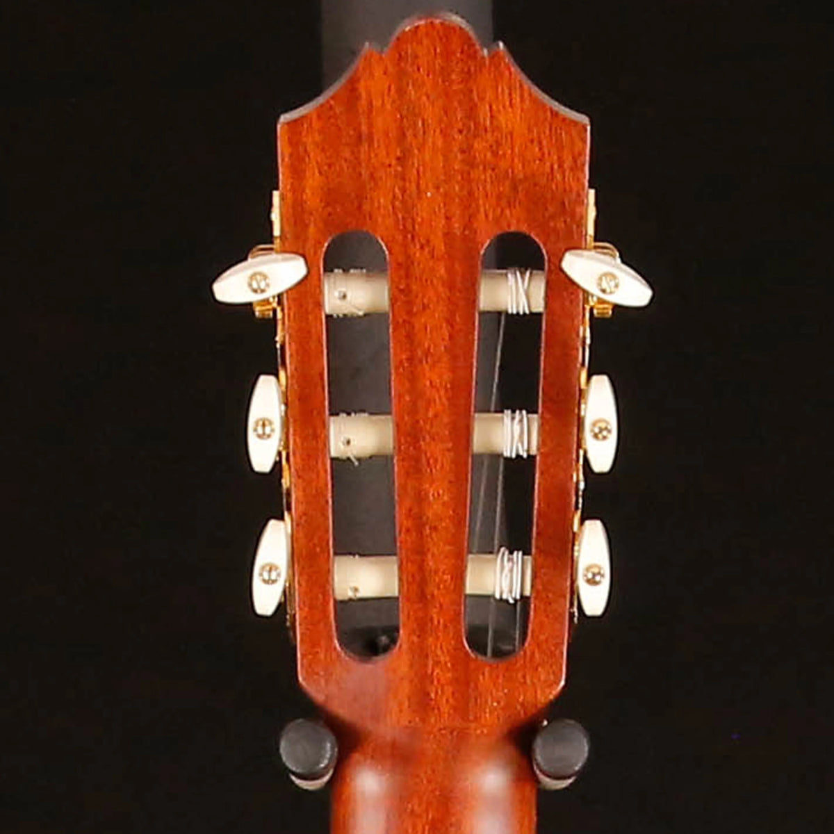 Đàn Guitar Classic Yamaha CG192S-Mai Nguyên Music