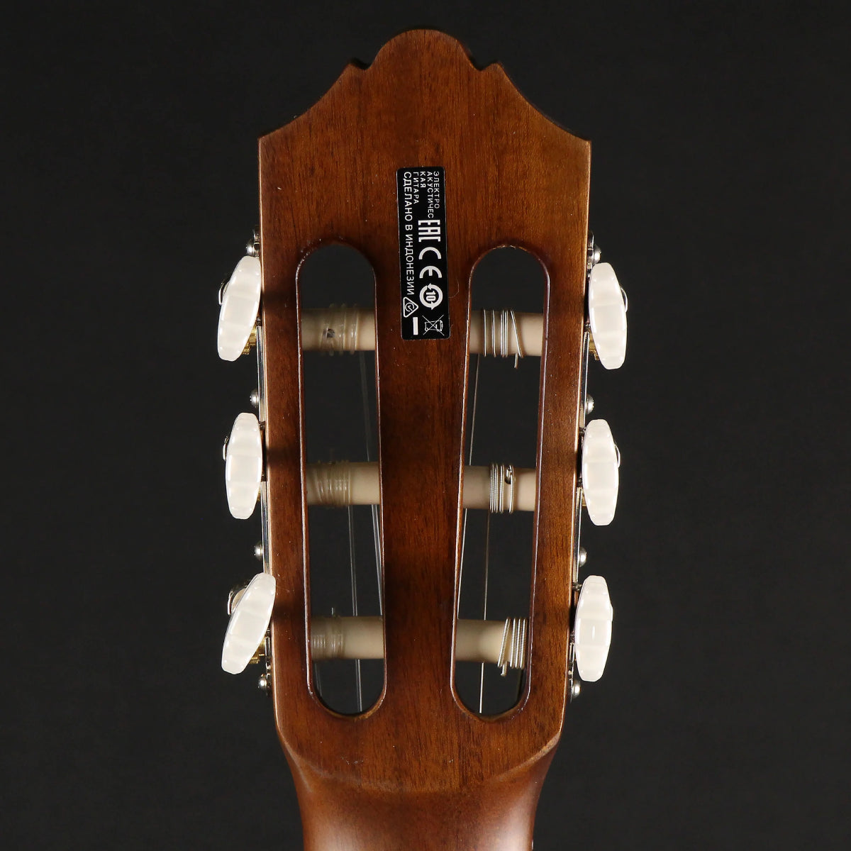 Đàn Guitar Classic Yamaha CGX102-Mai Nguyên Music