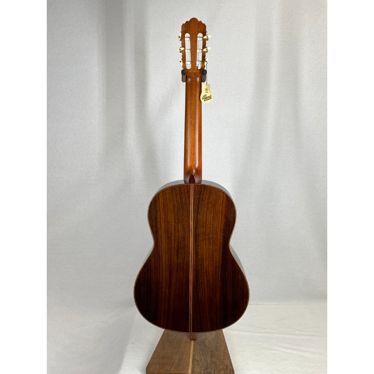 Đàn Guitar Classic Yamaha GC22C-Mai Nguyên Music