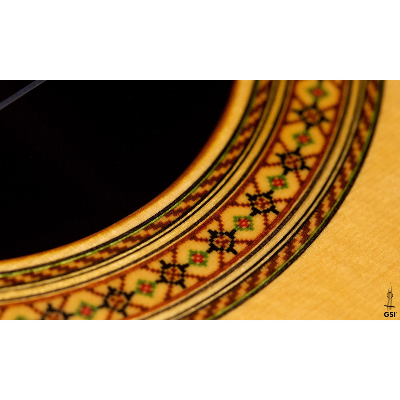 Đàn Guitar Classic Yamaha GC82S-Mai Nguyên Music