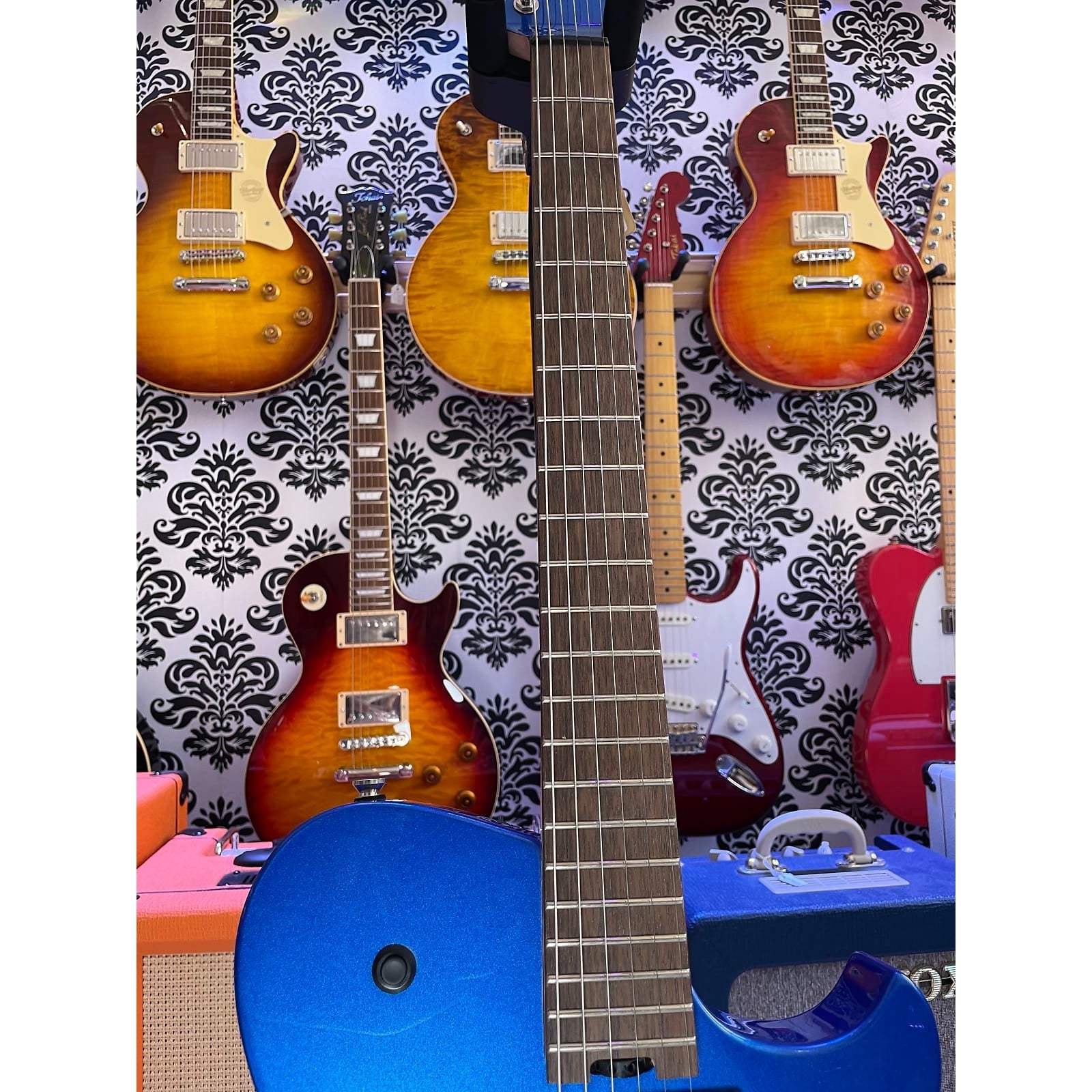 Đàn Guitar Điện Cort MBM-2 Sustainiac-Mai Nguyên Music