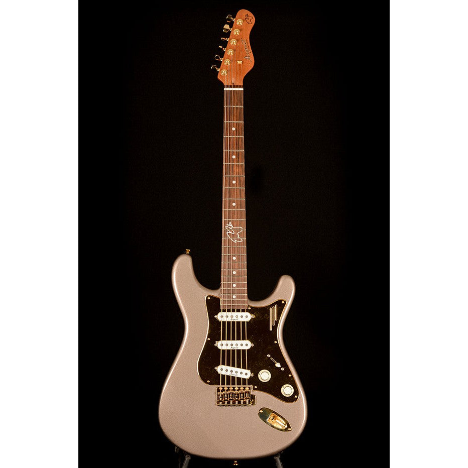 Đàn Guitar Điện Magneto US-8400EG Eric Gales RD3 Signature-Mai Nguyên Music