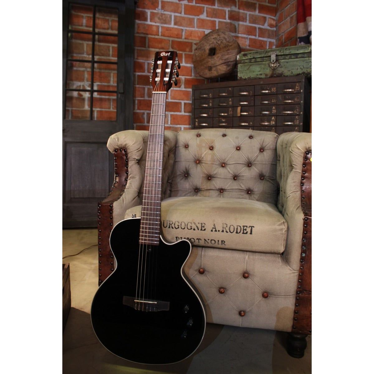 Đàn Guitar Điện Silent Cort Sunset Nylectric-Mai Nguyên Music