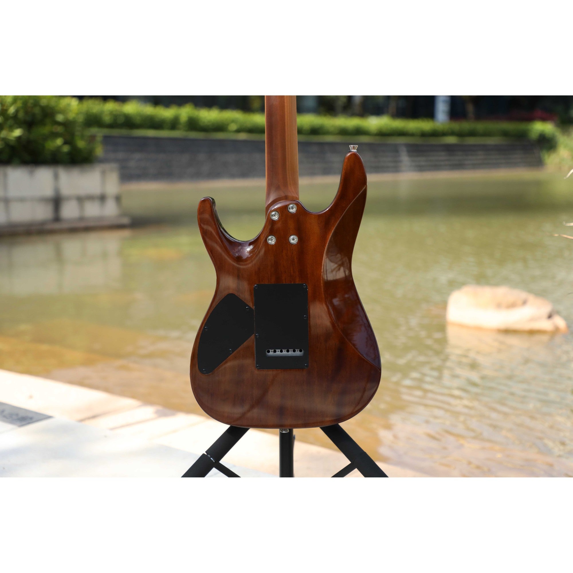 Đàn Guitar Điện Sqoe SEIB950-Mai Nguyên Music