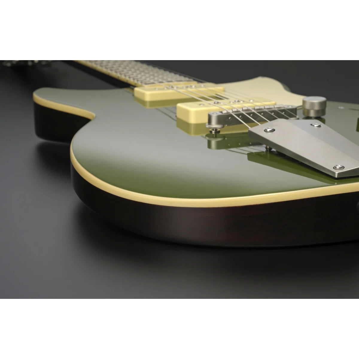 Đàn Guitar Điện Yamaha RS502T, Bowden Green-Mai Nguyên Music