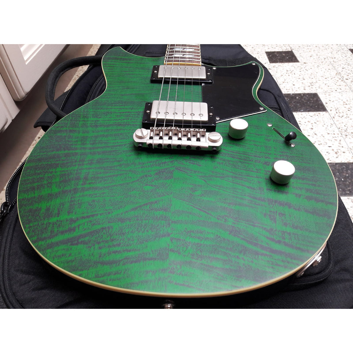 Đàn Guitar Điện Yamaha RS620, Snake Eye Green-Mai Nguyên Music