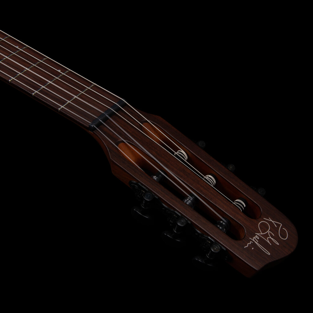 Đàn Guitar Silent Classic Godin Multiac Mundial-Mai Nguyên Music