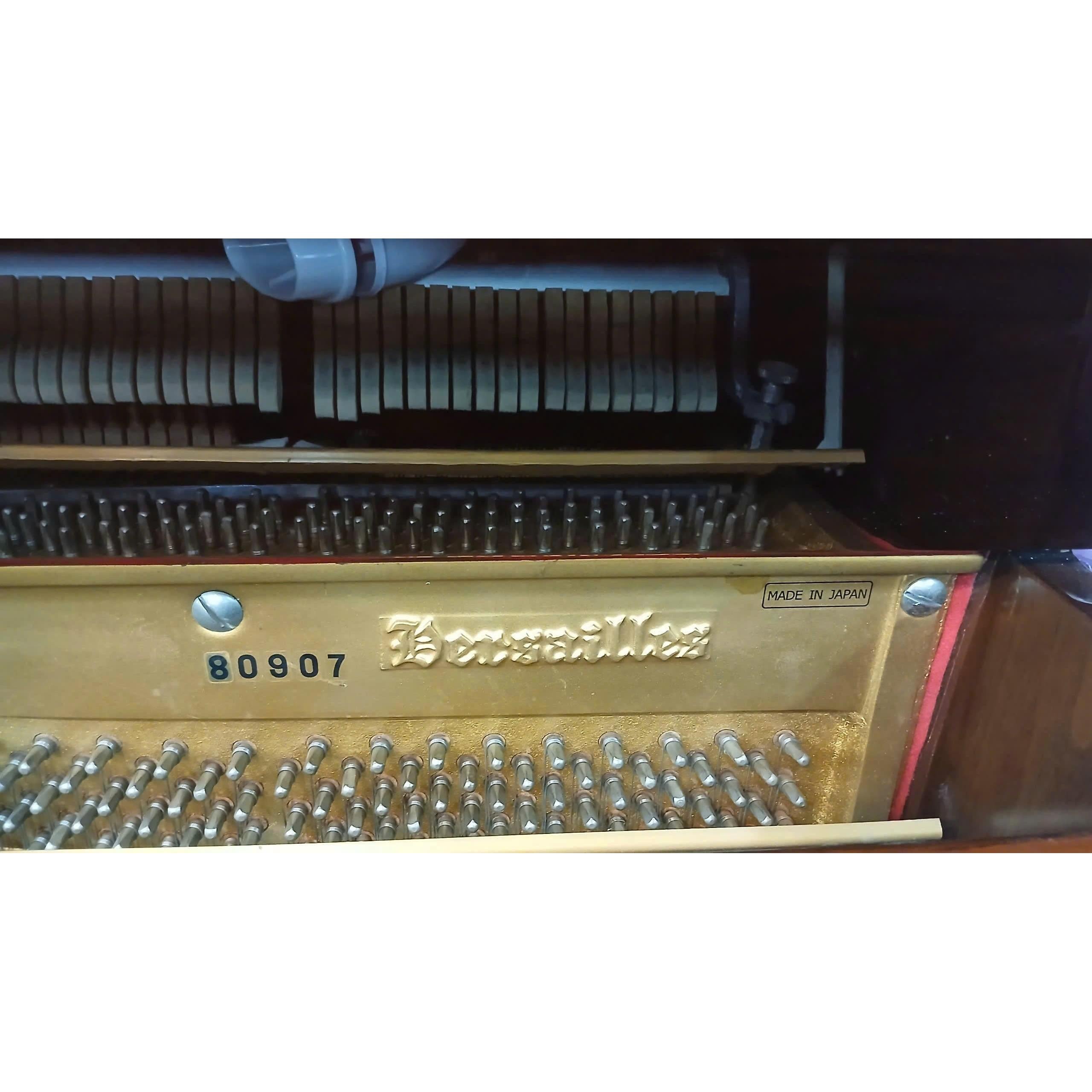 Đàn Piano Cơ Upright Versailles - Qua Sử Dụng-Mai Nguyên Music