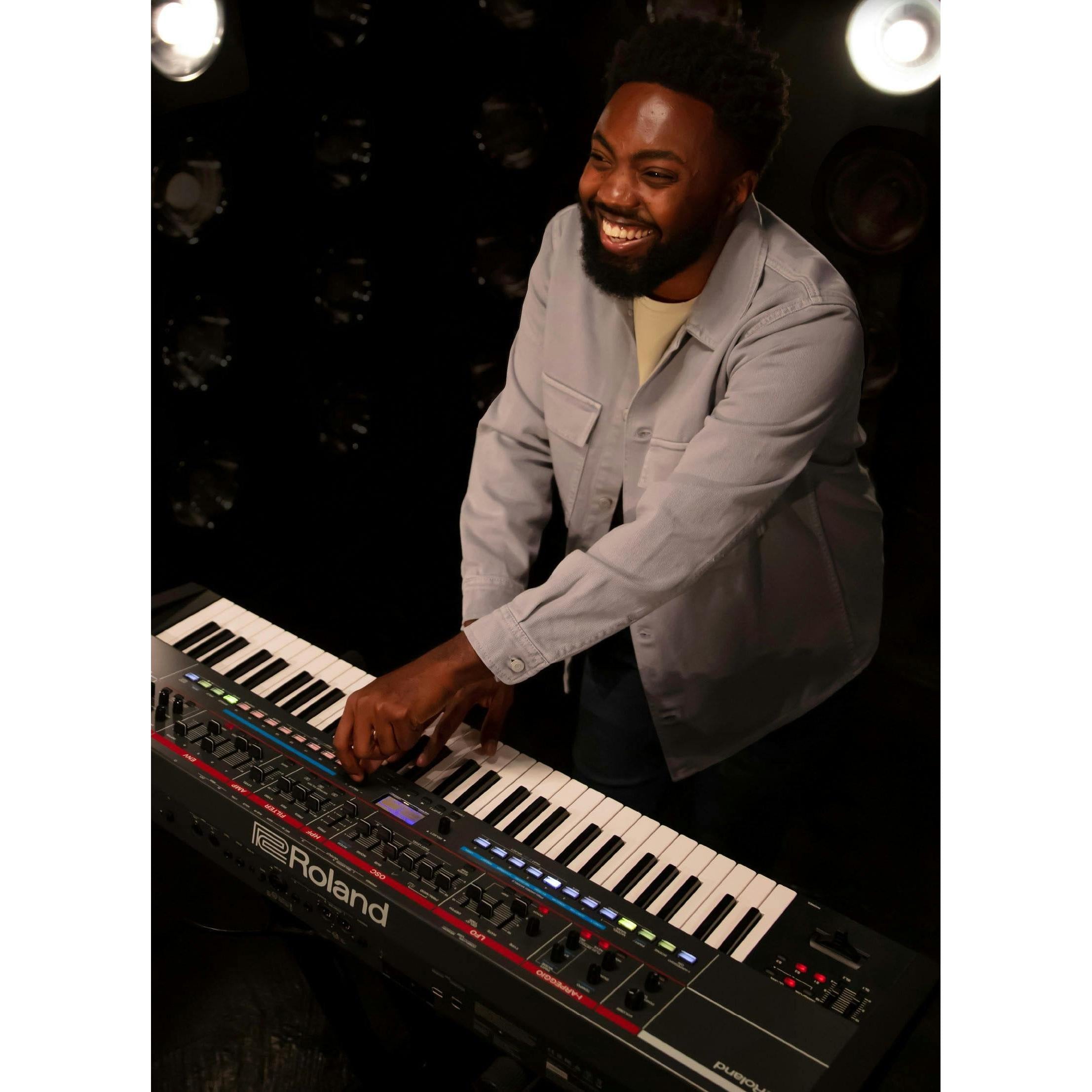 Đàn Synthesizer Roland Juno-X 61-Phím-Mai Nguyên Music