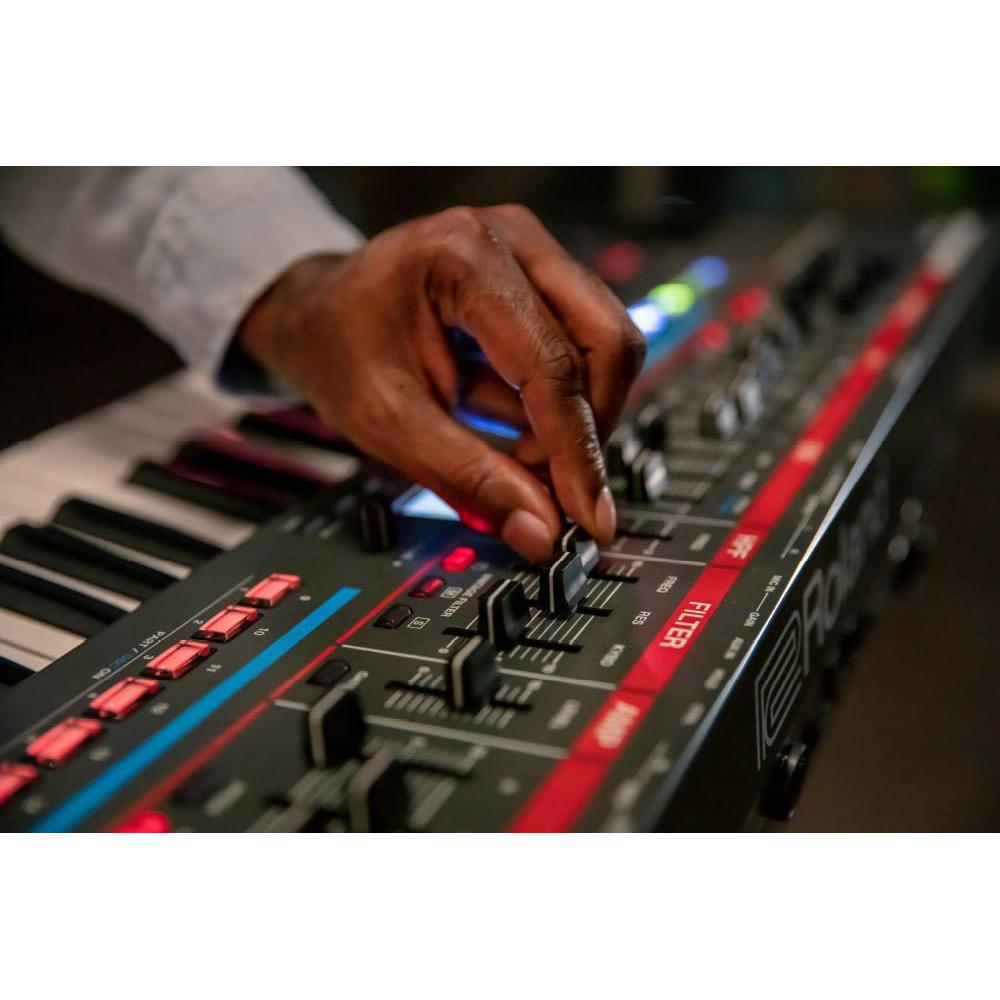 Đàn Synthesizer Roland Juno-X 61-Phím-Mai Nguyên Music