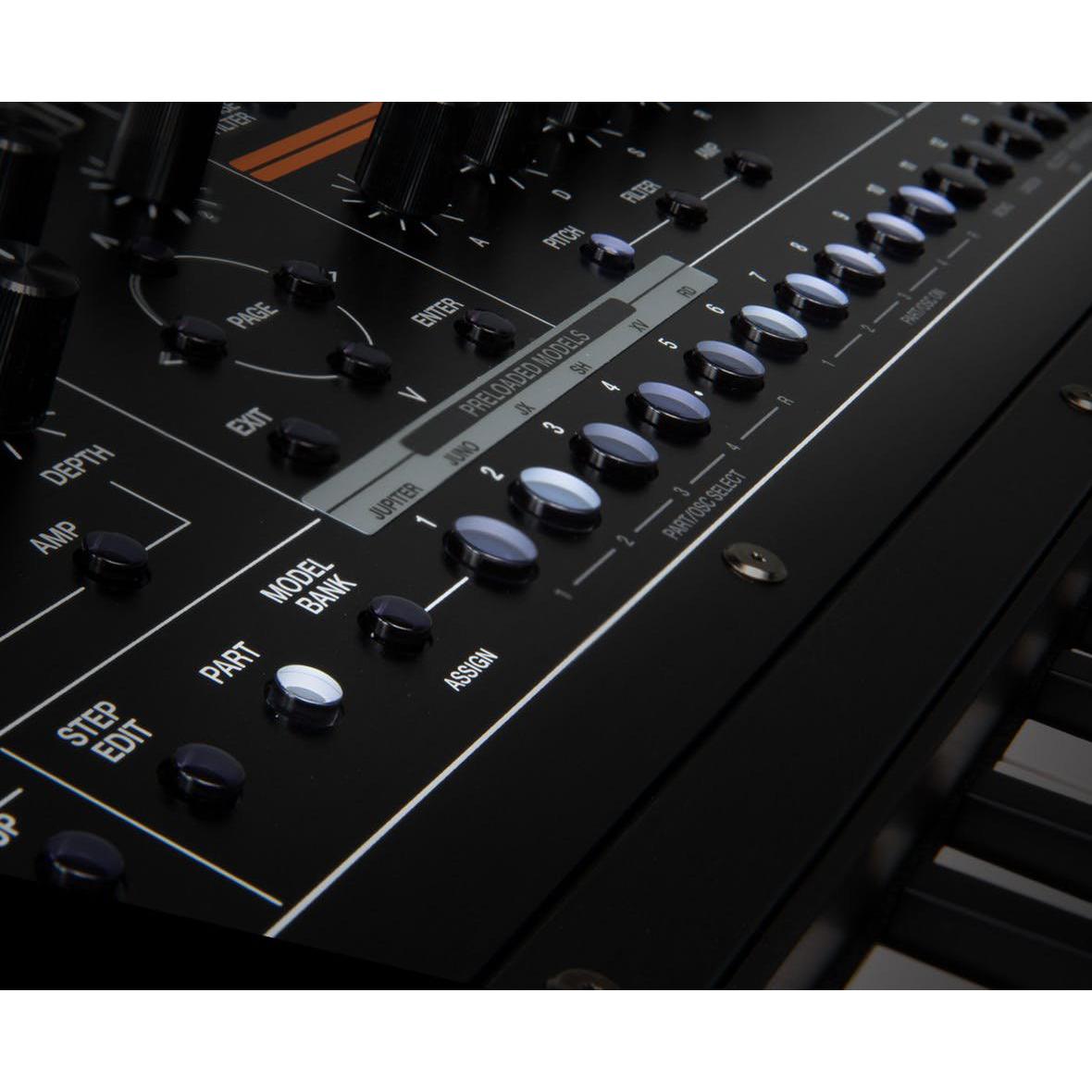 Đàn Synthesizer Roland Jupiter-Xm-Mai Nguyên Music