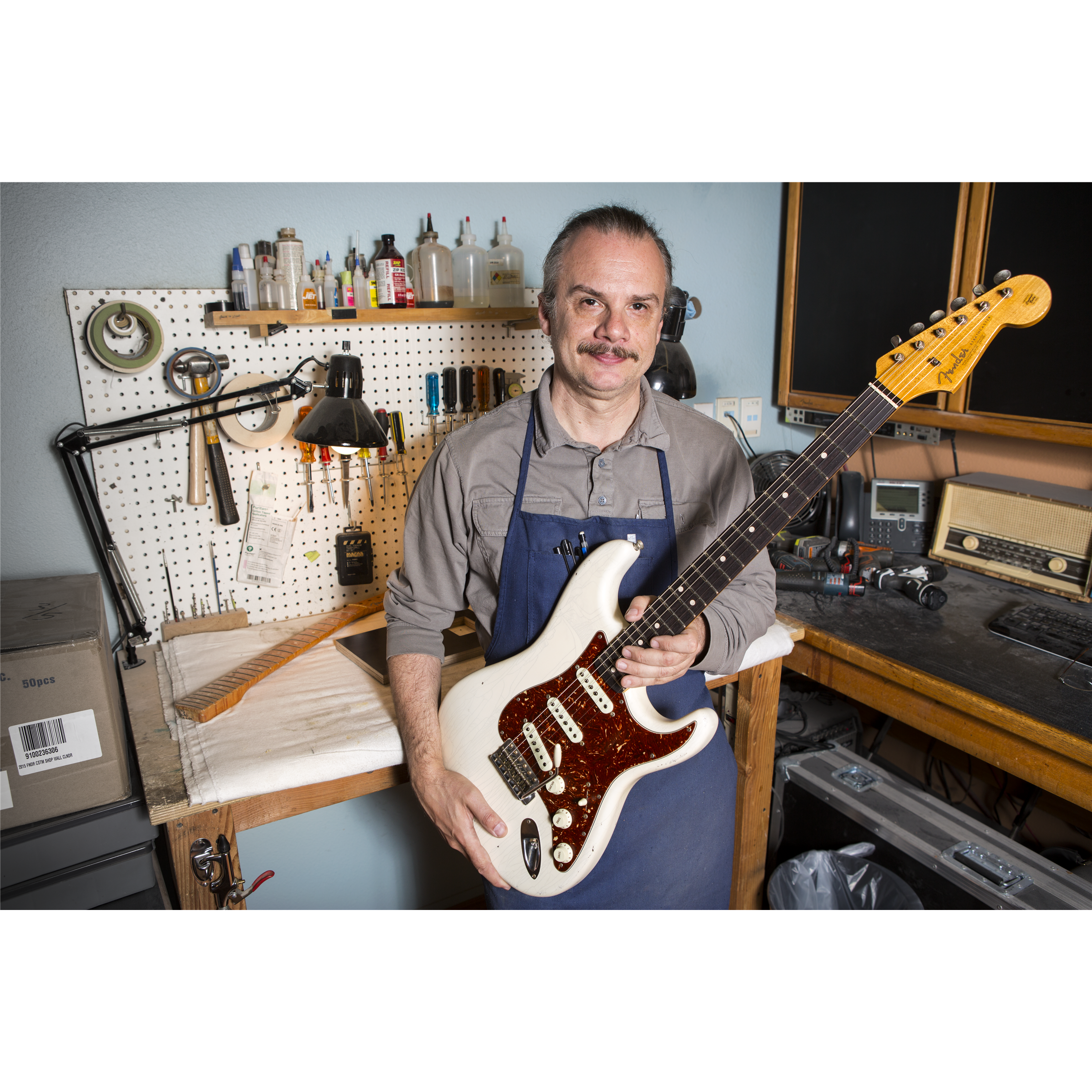 Fender Custom Shop Yuriy Shishkov Builder Select 1963 Stratocaster-Mai Nguyên Music