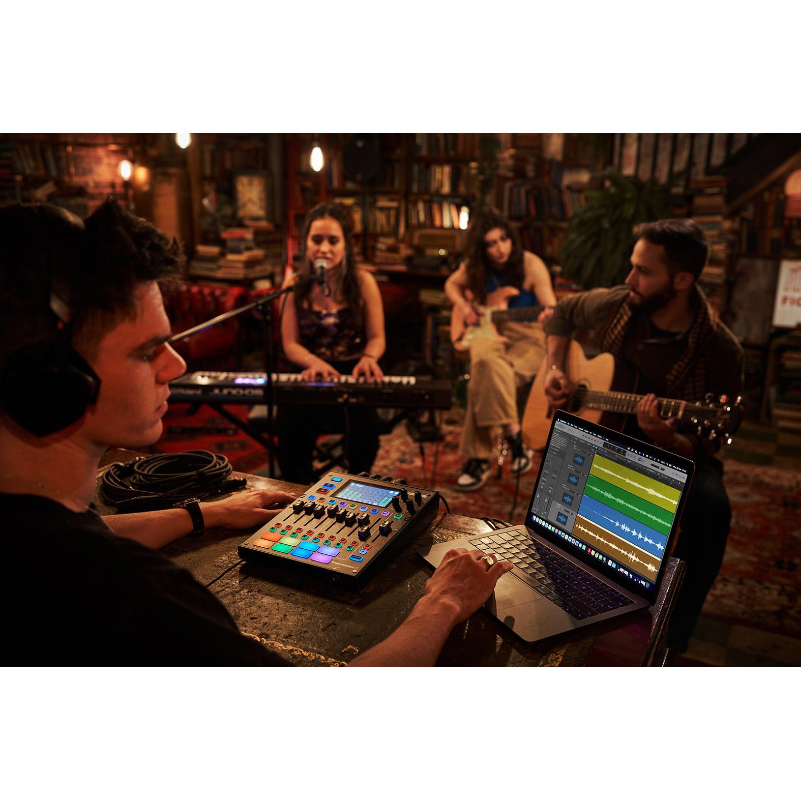 Mixer Boss Gigcaster 8 Audio Streaming-Mai Nguyên Music