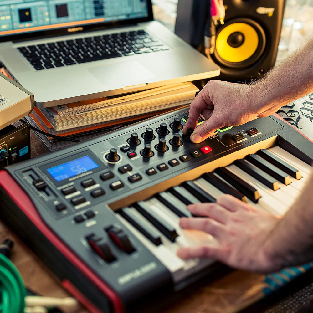 Novation Impulse 25 USB MIDI Controller KB 2 Octave, Touch Sensitive Controls, LED Light Rings-Mai Nguyên Music