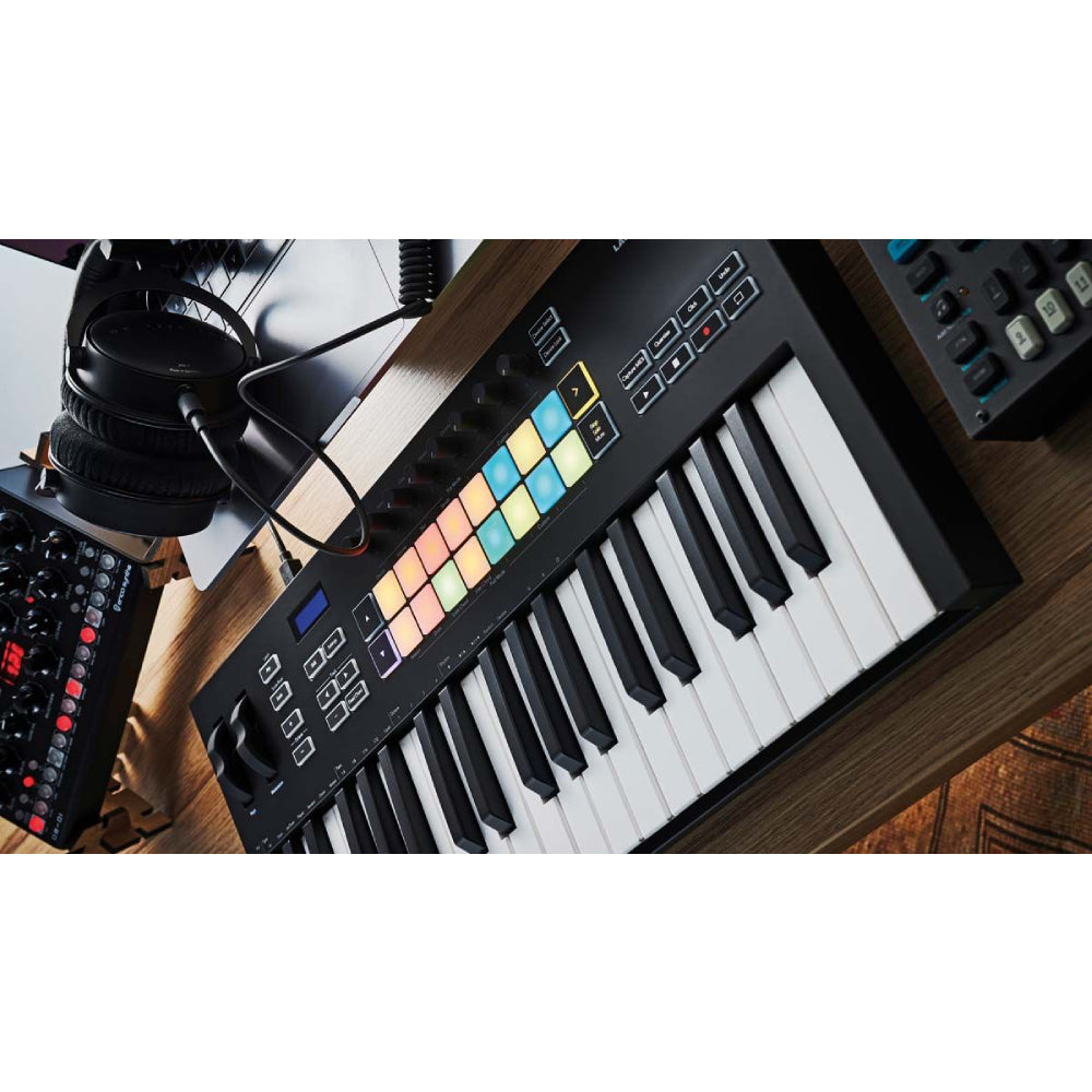 Novation Launchkey 37 MK3 Keyboard Controller-Mai Nguyên Music