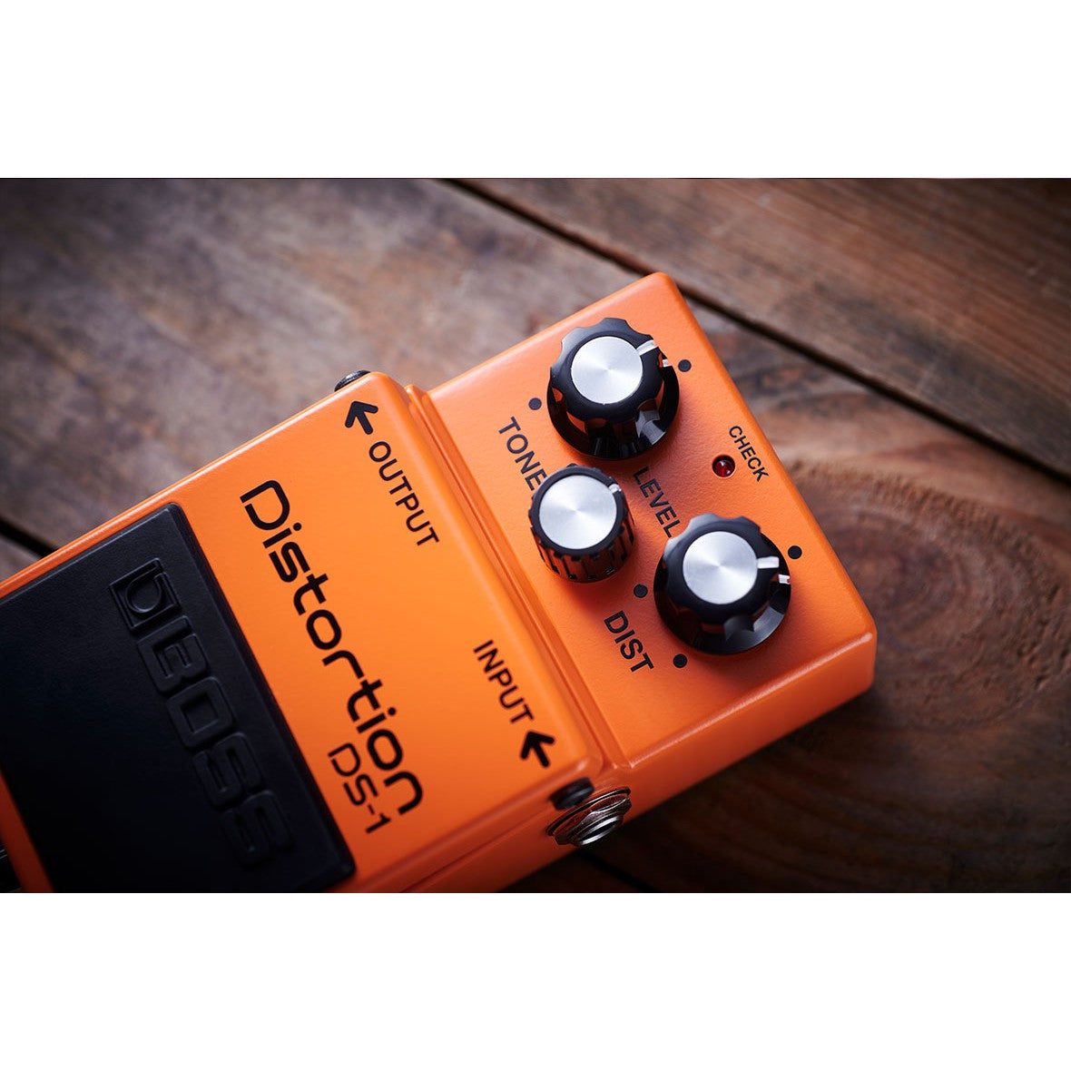 Pedal Guitar Boss DS-1 Distortion-Mai Nguyên Music