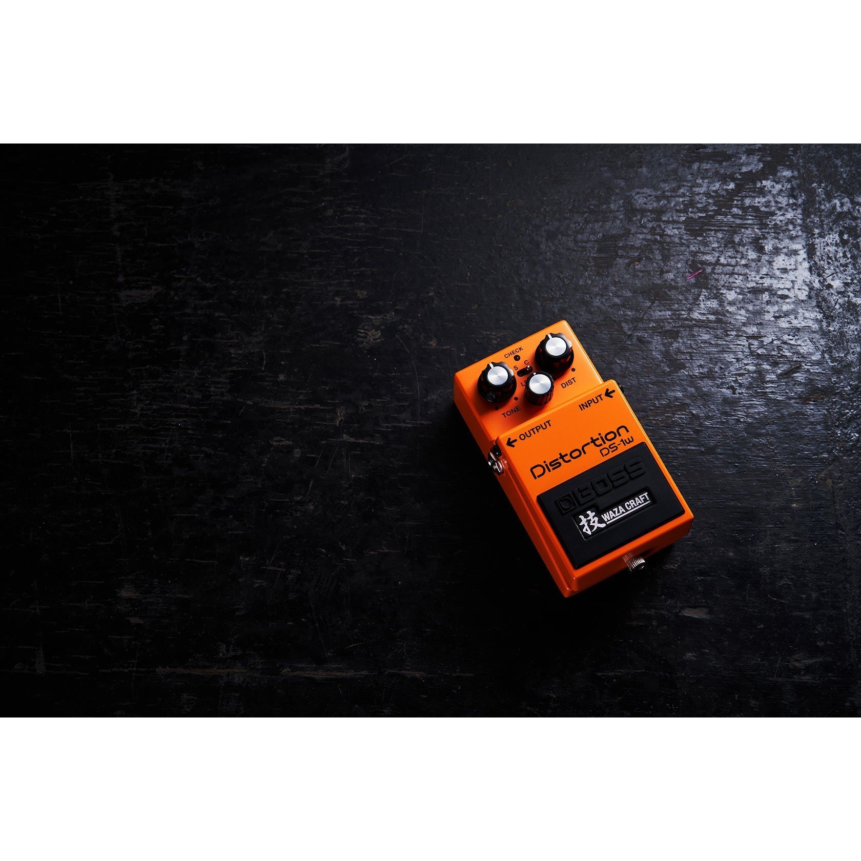 Pedal Guitar Boss DS-1W Waza Craft Distortion-Mai Nguyên Music