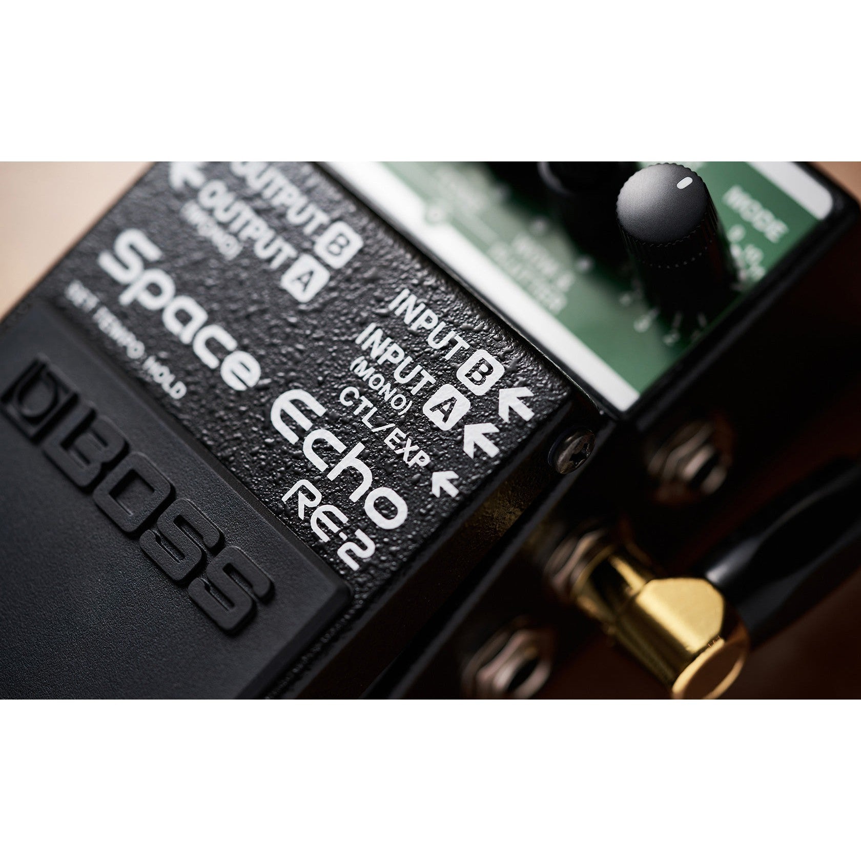 Pedal Guitar Boss RE-2 Space Echo Delay & Reverb-Mai Nguyên Music