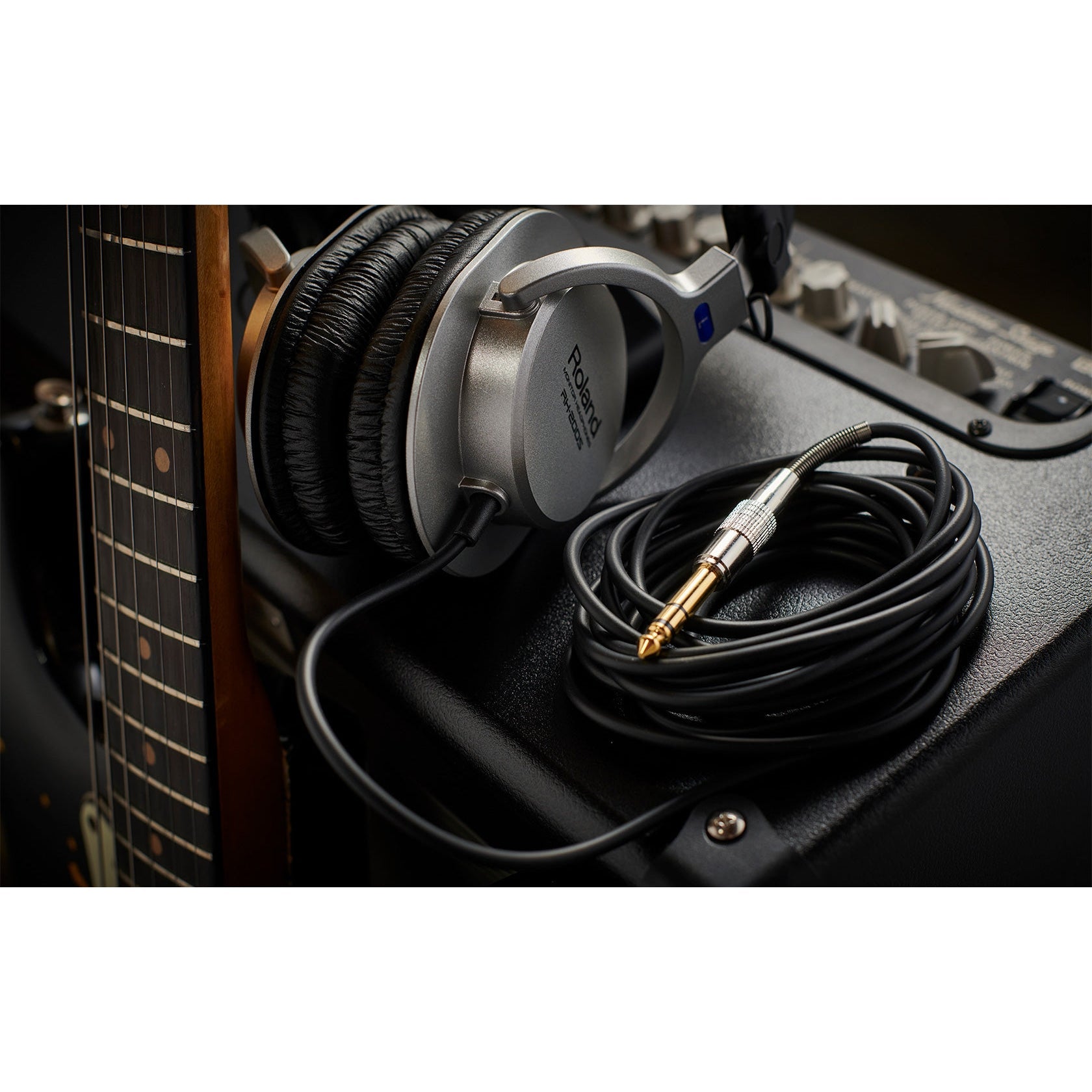 Tai Nghe Kiểm Âm Roland RH-200S-Mai Nguyên Music