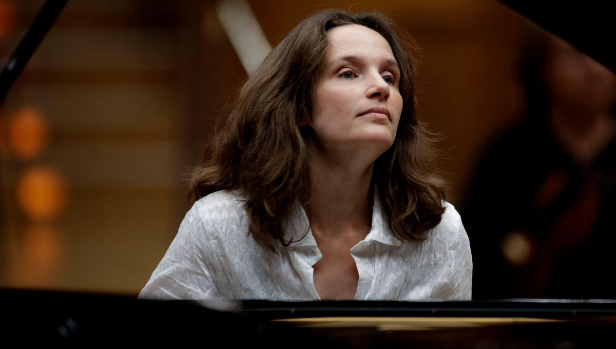 Những Màn Trình Diễn Piano Trực Tiếp Xuất Sắc Và Đầy Mê Hoặc Của Hélène Grimaud