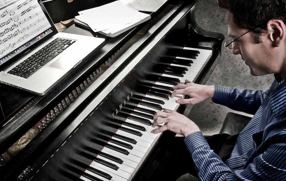 Cách Sáng Tác Một Tác Phẩm Âm Nhạc Trên Piano Và Những Lời Khuyên Hàng Đầu Từ Các Chuyên Gia