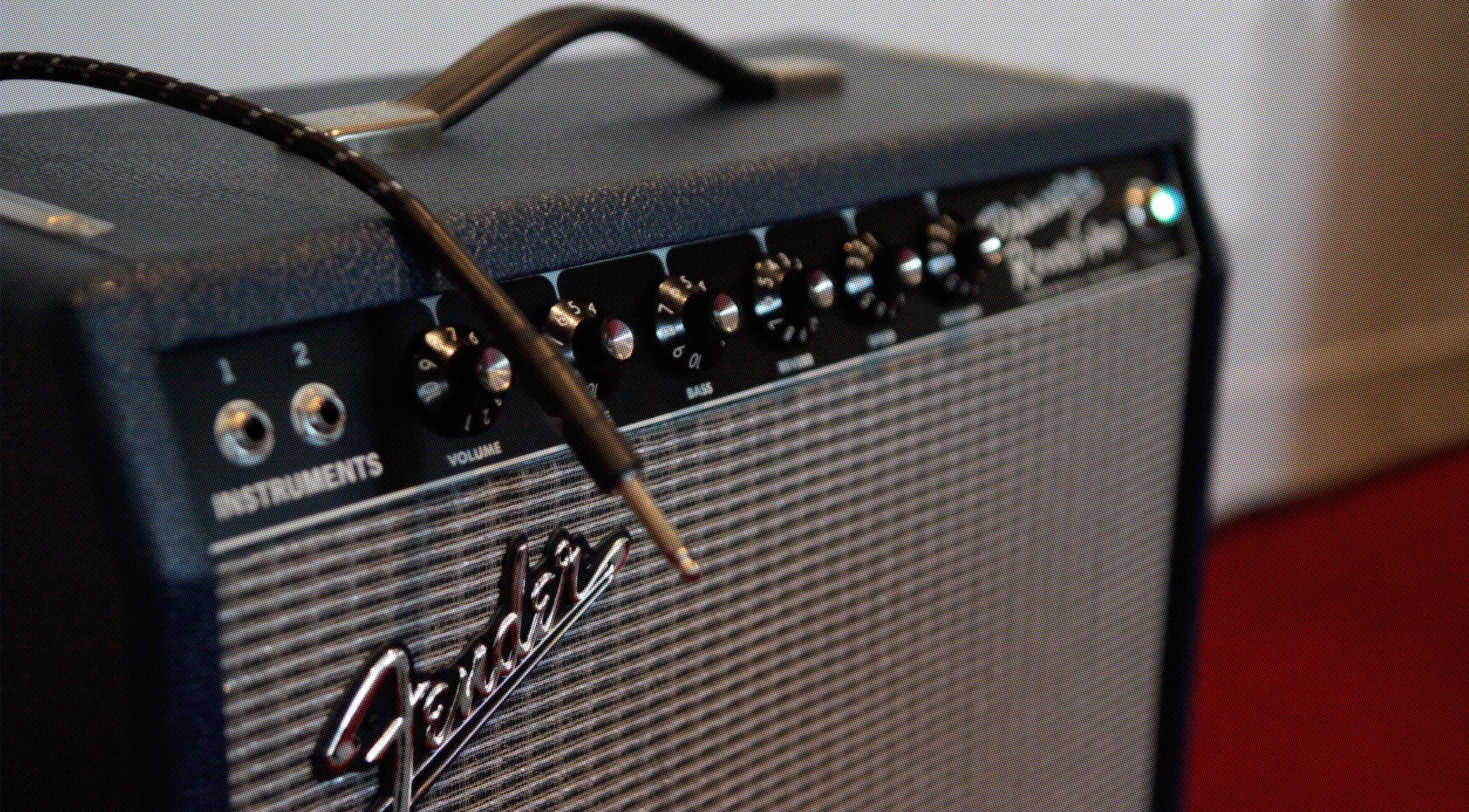 Cách Sử Dụng Combo Amp Như Một Head Amp Hoặc Cabinet