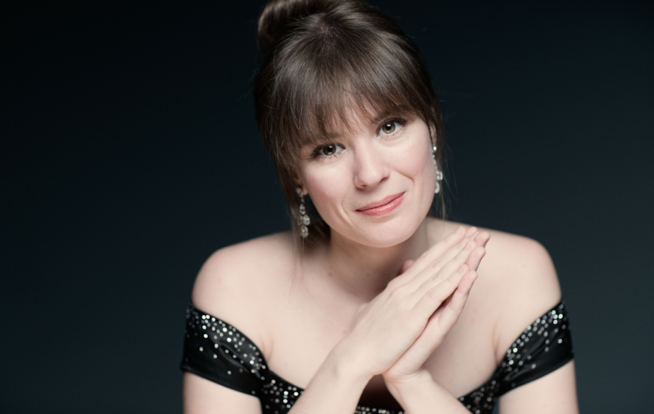 5 Điều Cần Biết Về Nữ Pianist Người Ukraine Anna Fedorova