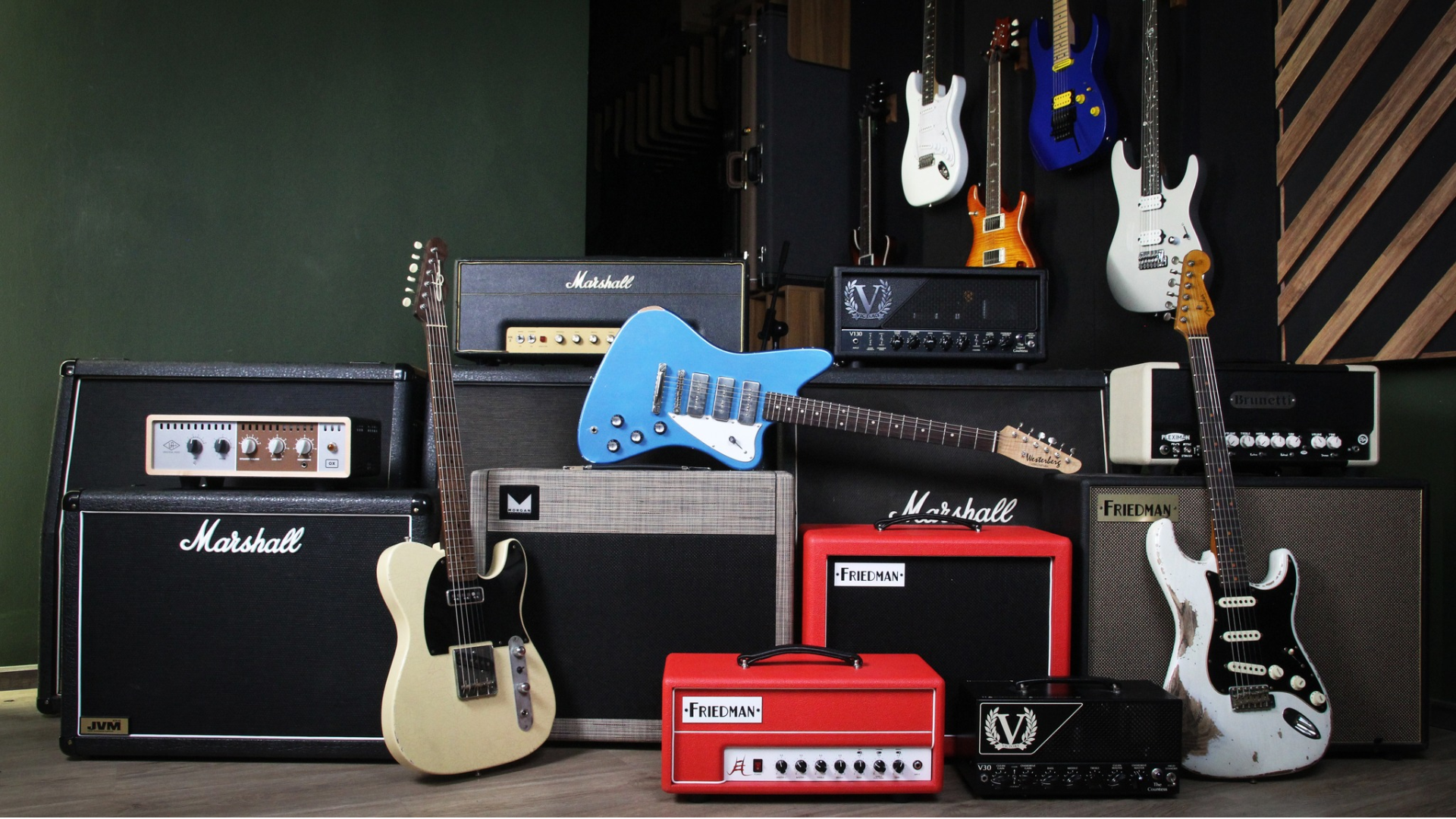 Cách Quyết Định Có Nên Mua Guitar Chất Lượng Hay Amp Tốt