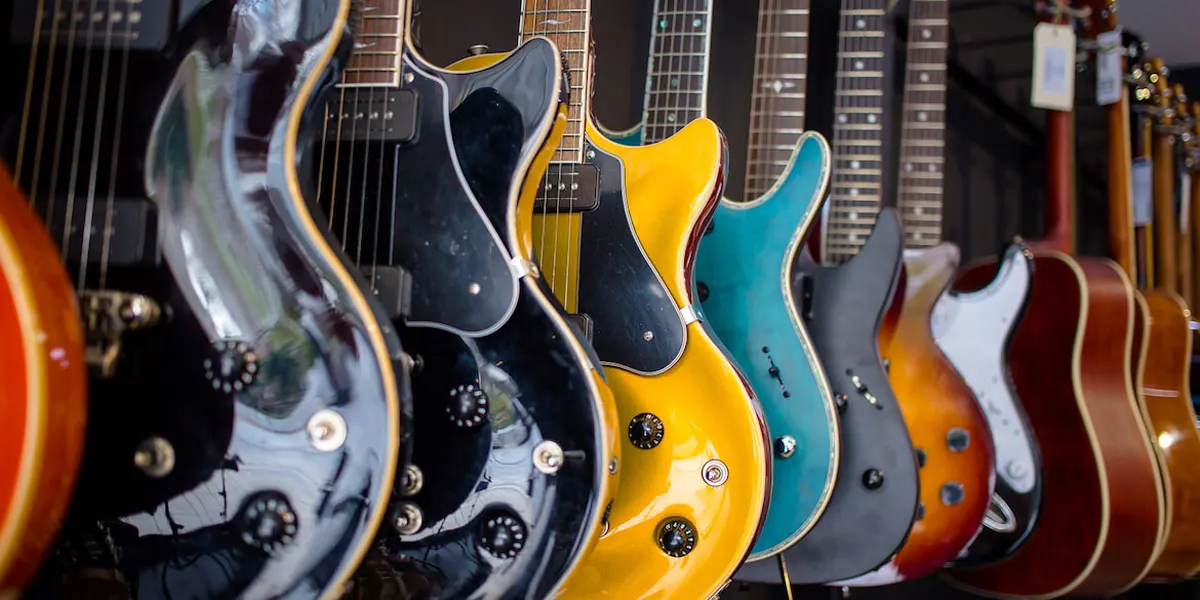 Hình Dáng Của Guitar Điện Có Quan Trọng Không?