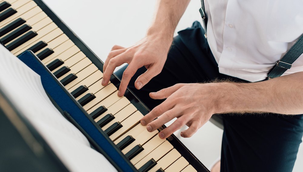 Hướng Dẫn Cho Người Mới Bắt Đầu Chơi Piano