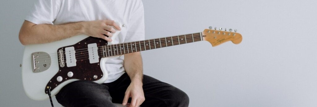 Guitar Dáng Offset là gì? Tất cả những điều bạn cần biết